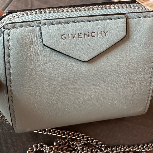 Givenchy Sac Noir Baby Antigona-light blue - Picture 6 of 15